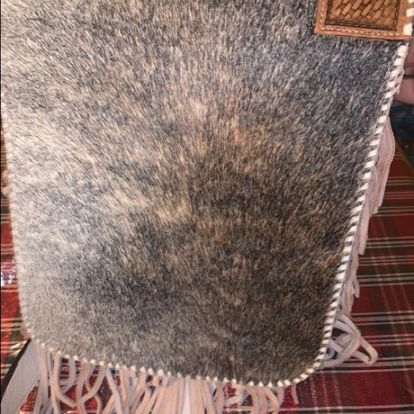 Fringe crossbody purse - Picture 3 of 6